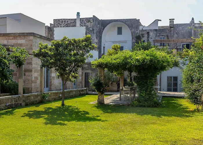 16th-century Palace With Pool In Casa de Férias Muro Leccese