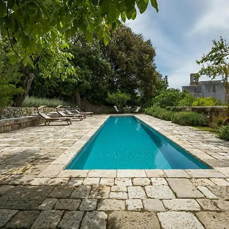 16th-century Palace With Pool In Vakantiehuis Muro Leccese