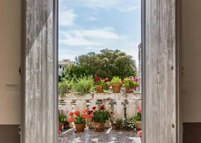16th-century Palace With Pool In Casa vacanze Muro Leccese